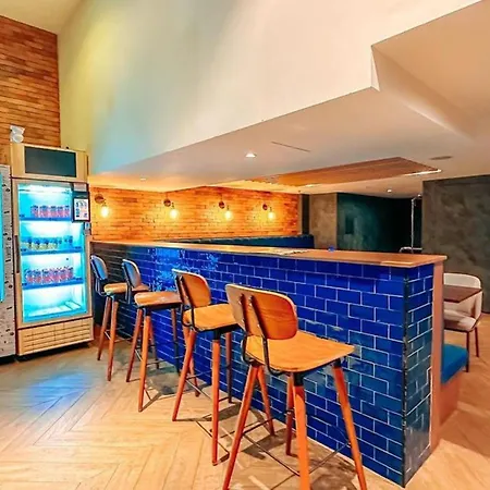 Travelodge Kuala Lumpur City Centre-2